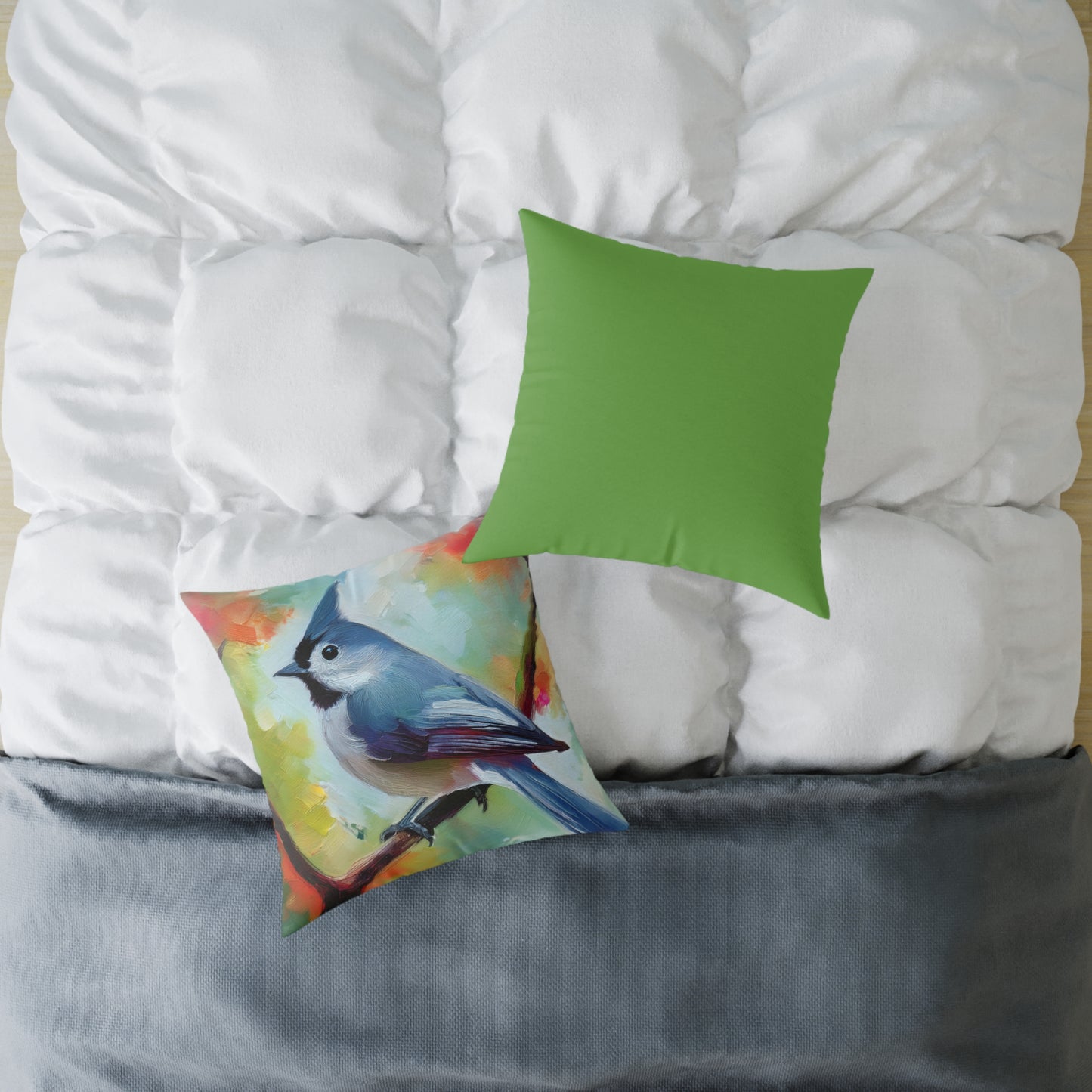 Grey Tufted Titmouse Vibrant Bird Art Throw Pillow, Nature Decor Cushion, Cozy Home Accent, Ideal Gift for Bird Lovers, Living Room or Bedroom Decoration
